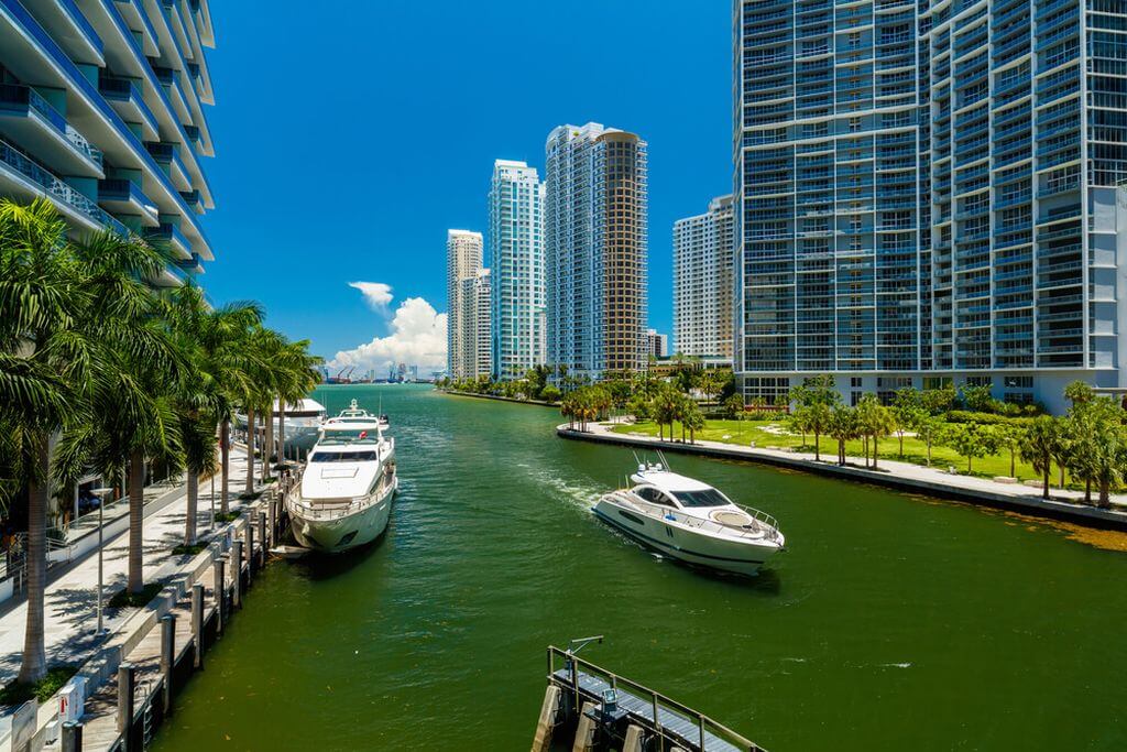 Miami River yacht charter