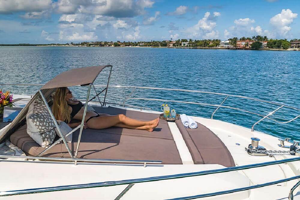 yacht charter to Key West